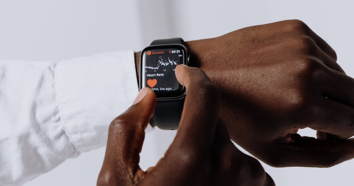 How Wearable Health Tech is Revolutionizing Remote Patient Monitoring in 2024