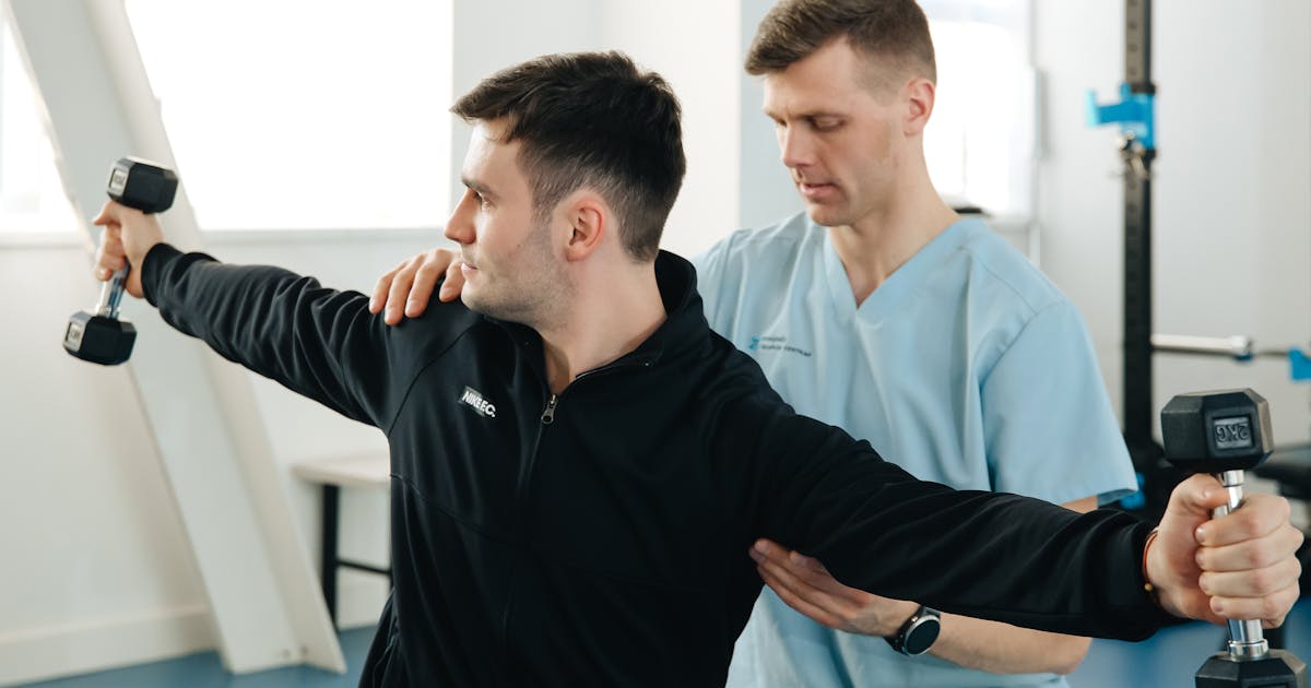 Progressive Weightlifting Slows Osteoporosis Progression in Older Adults