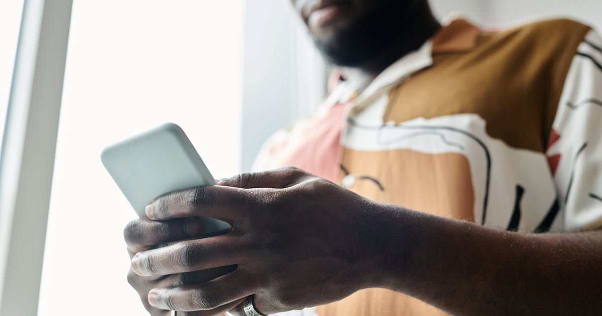 Complete Guide to Social Media Use Patterns Linked to Adolescent Mental Health Decline